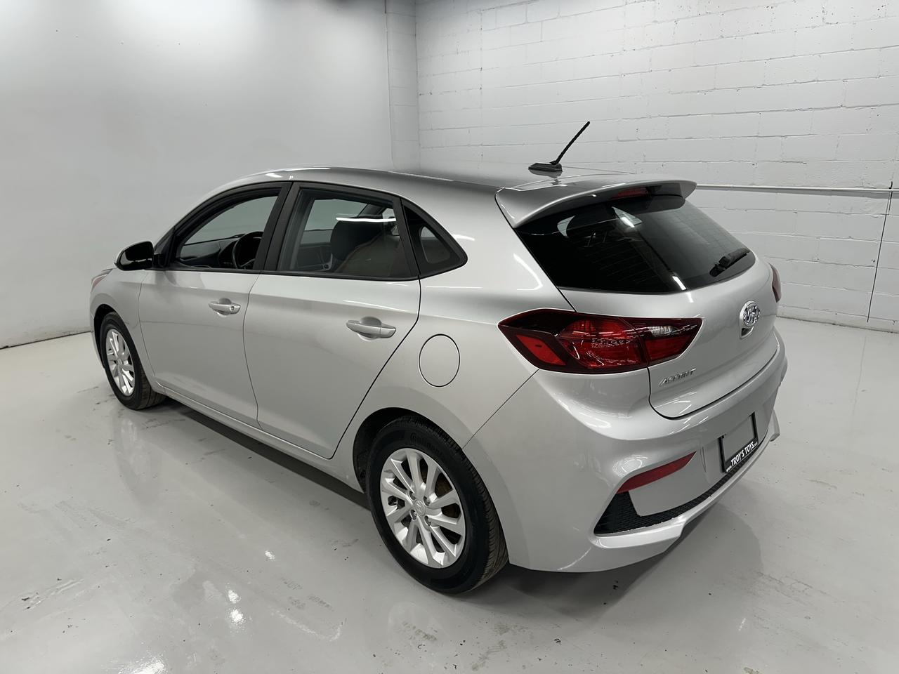 2019 Hyundai Accent 5 Door Preferred Auto Photo