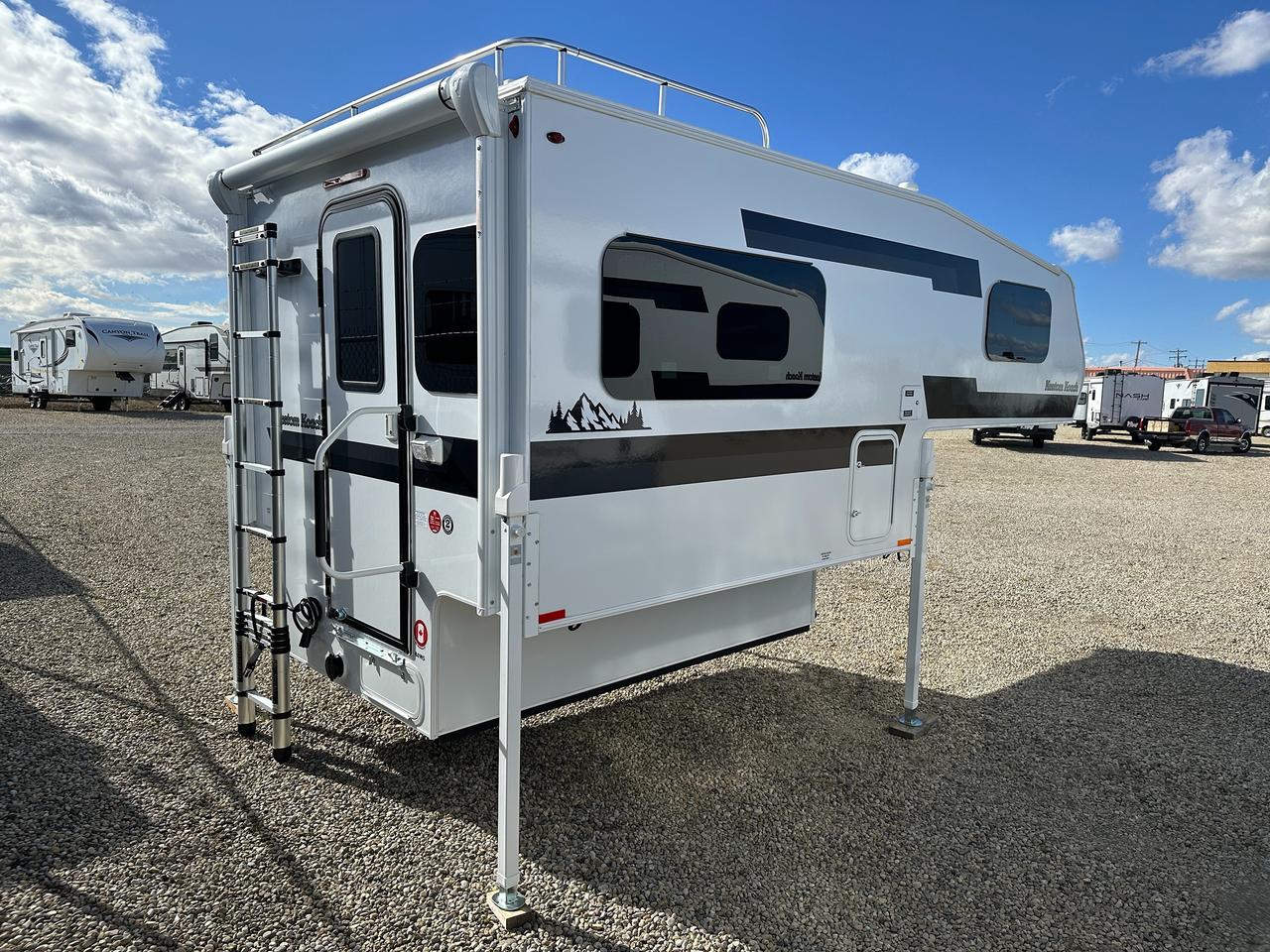 2027 Westland RV Kustom Koach 8.0WS 
