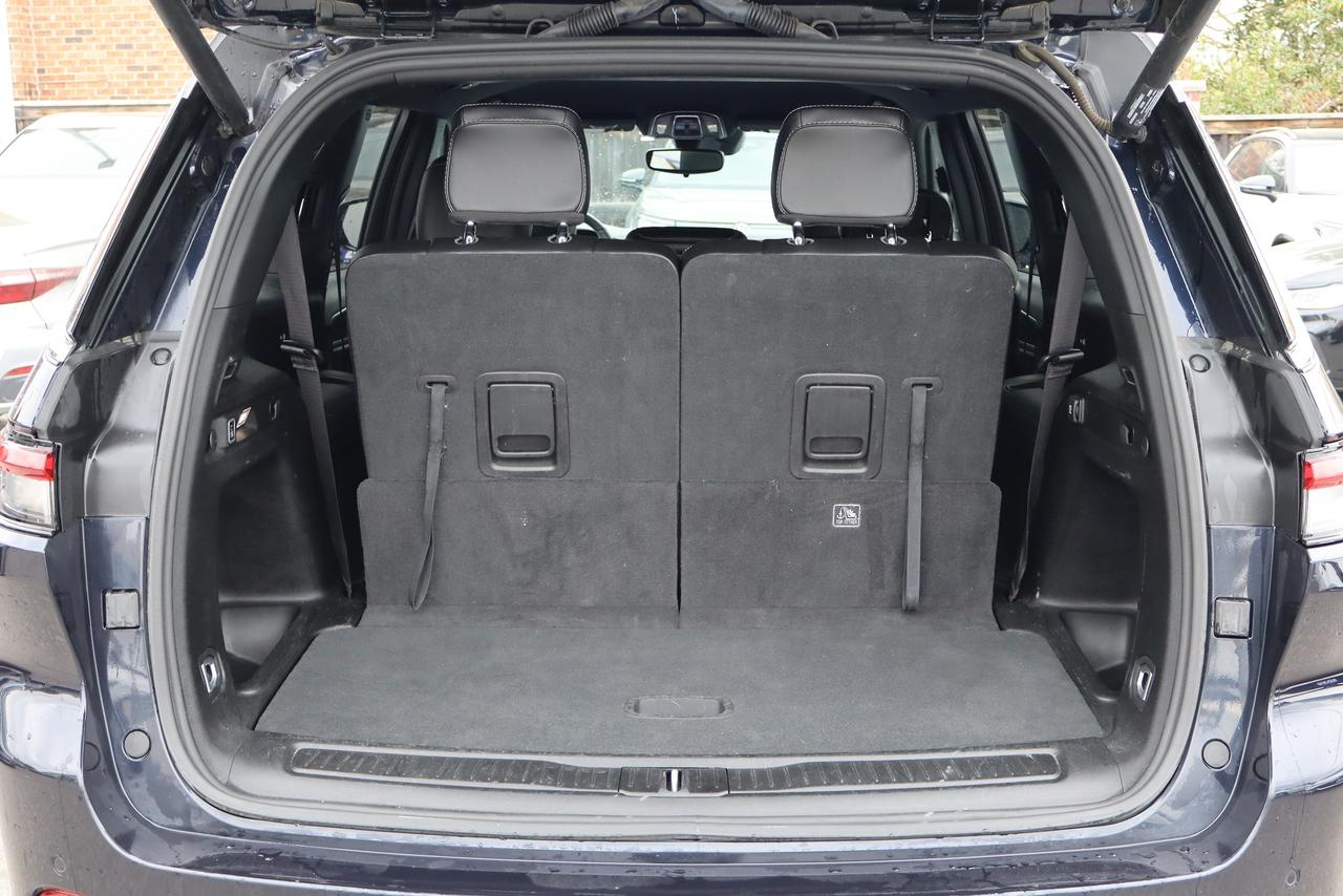 2024 Jeep Cherokee Limited 4X4 Photo