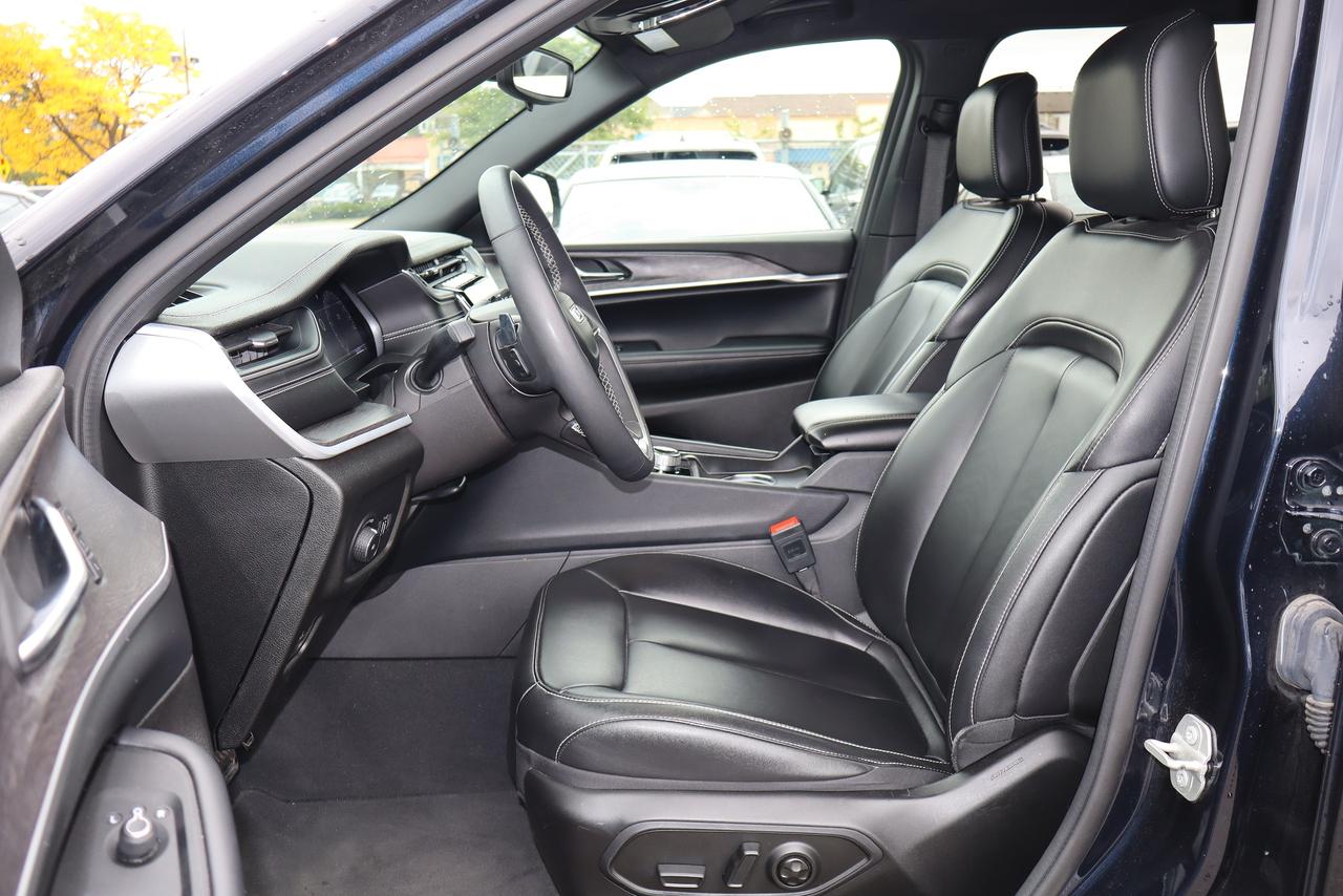 2024 Jeep Cherokee Limited 4X4 Photo