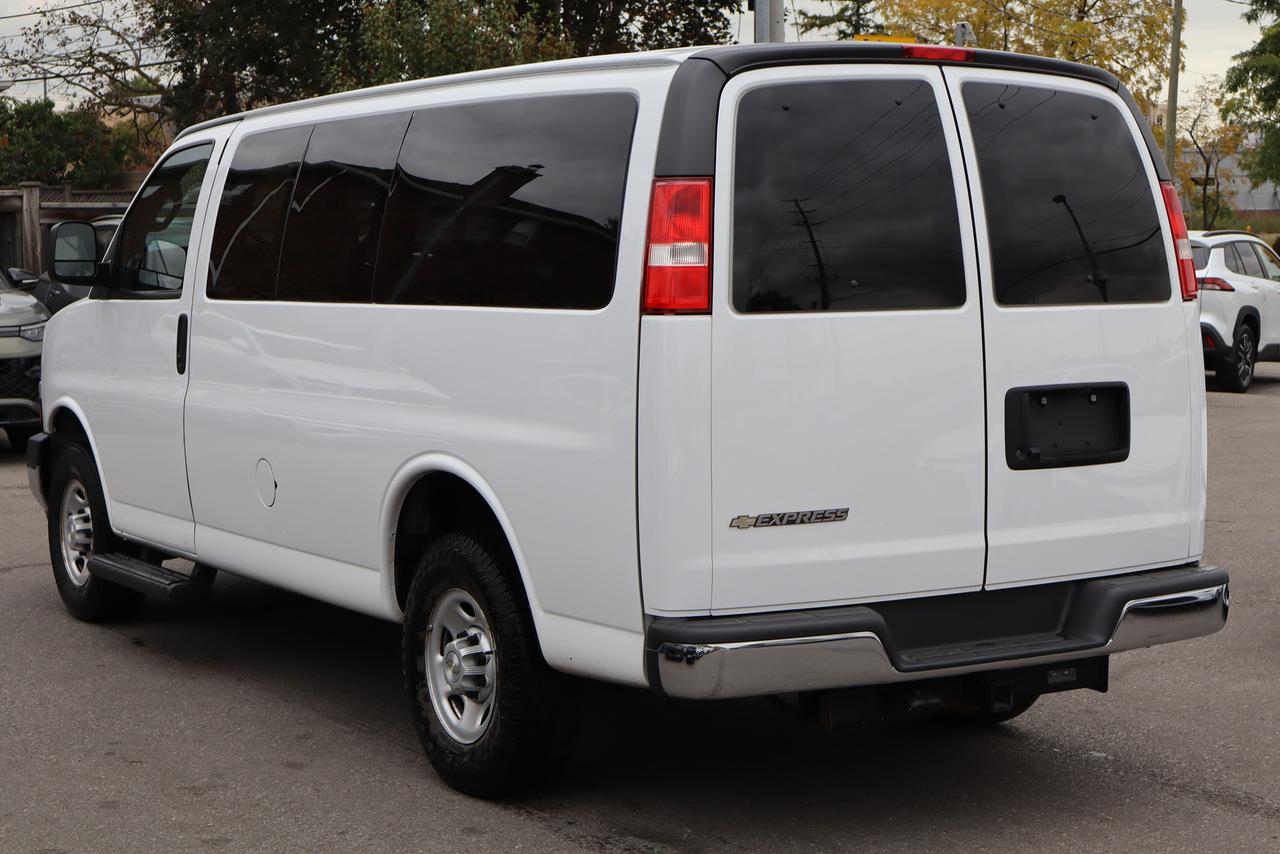 2023 Chevrolet Express RWD 3500 135" LT Photo