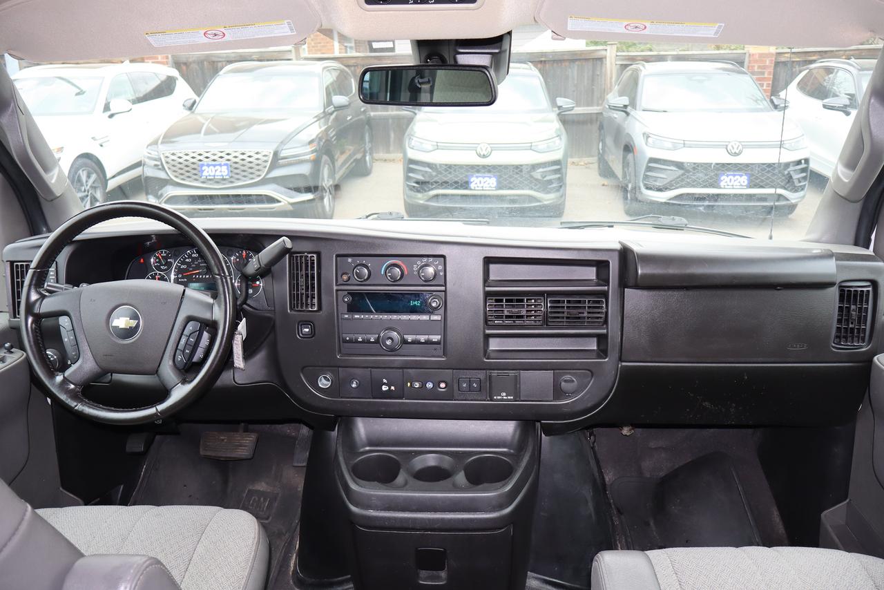 2023 Chevrolet Express RWD 3500 135" LT Photo