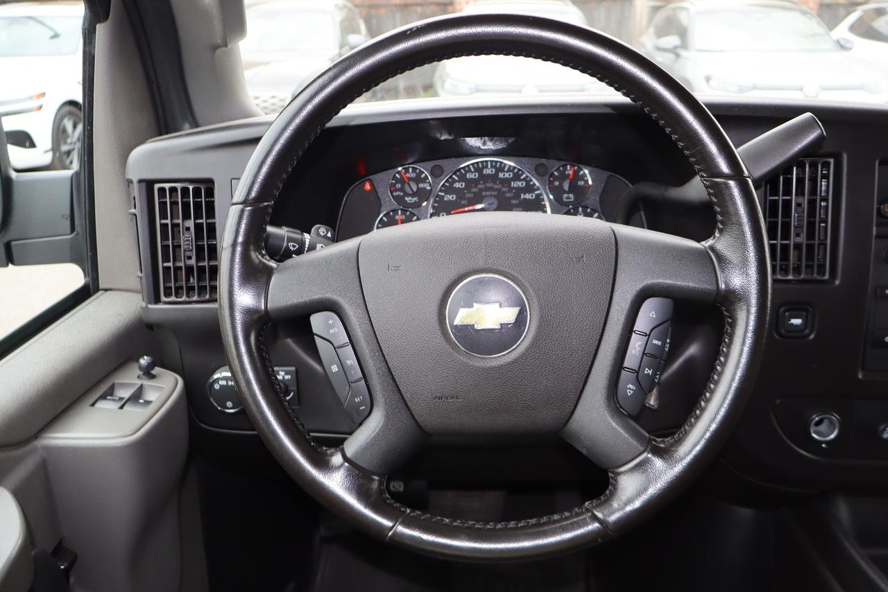 2023 Chevrolet Express RWD 3500 135" LT Photo