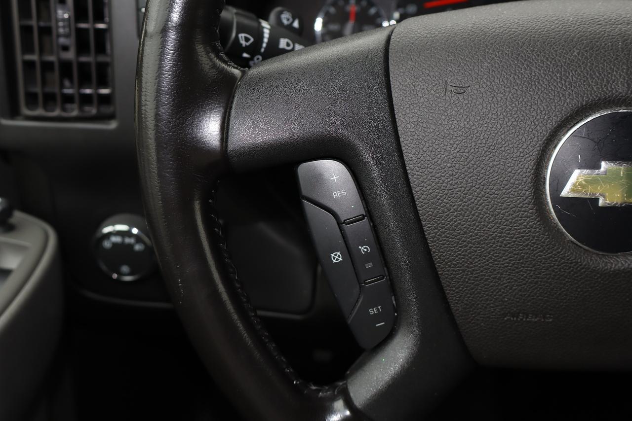 2023 Chevrolet Express RWD 3500 135" LT Photo