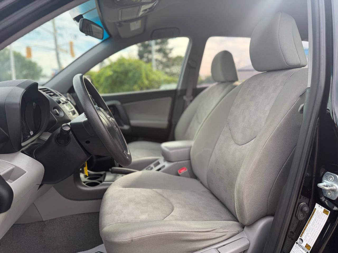 2009 Toyota RAV4 BASE Photo