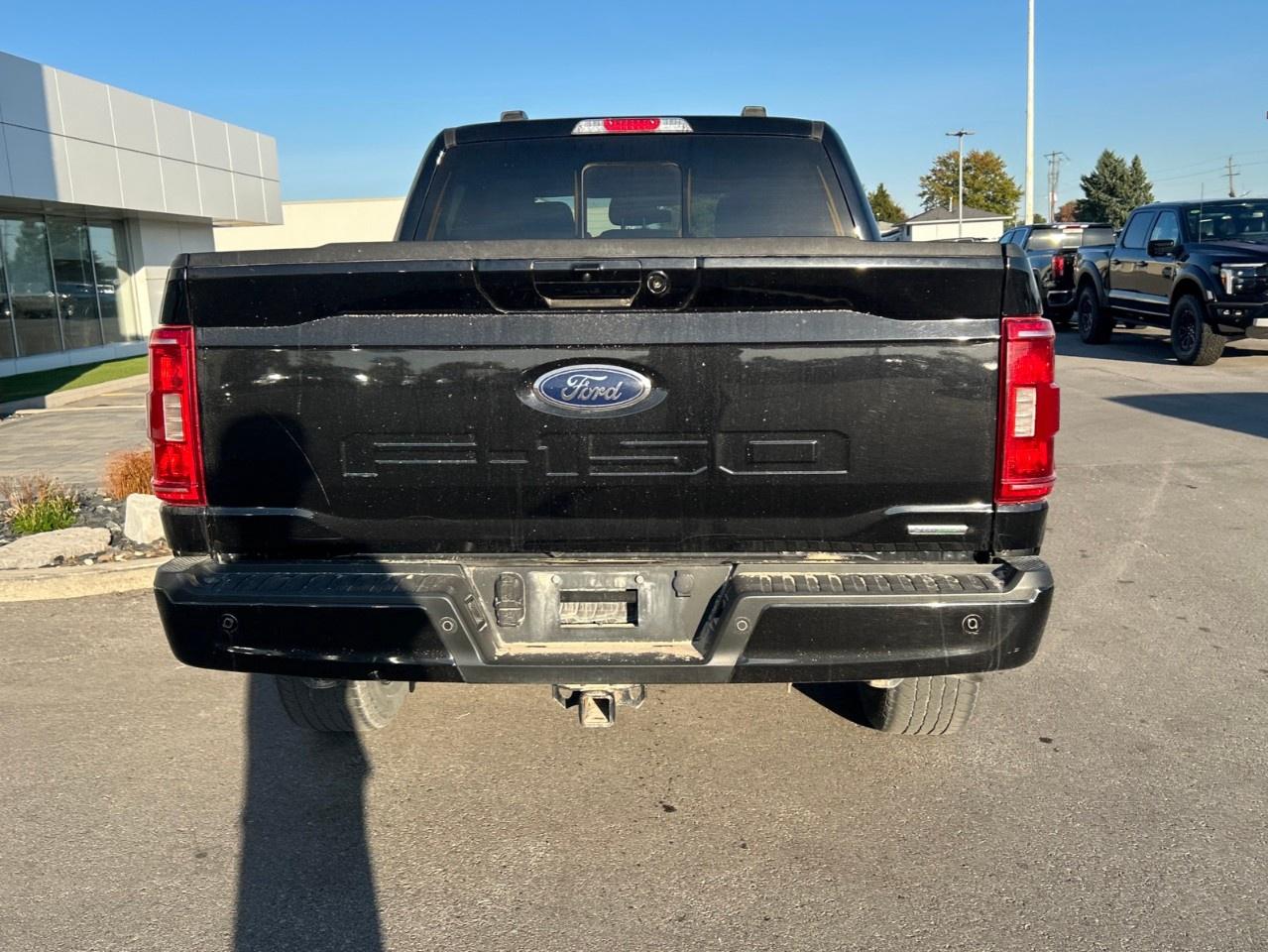 2022 Ford F-150 XLT 4WD SuperCrew 5.5' Box Photo