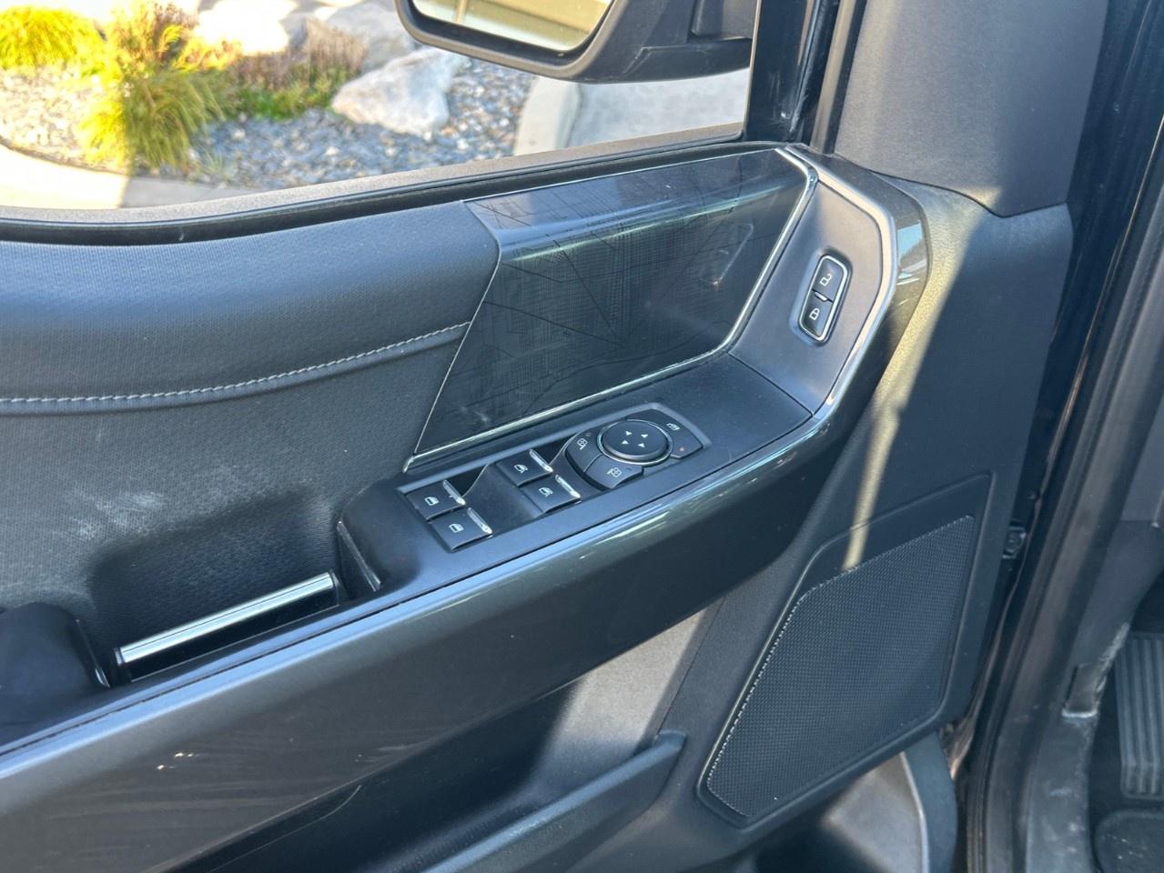 2022 Ford F-150 XLT 4WD SuperCrew 5.5' Box Photo
