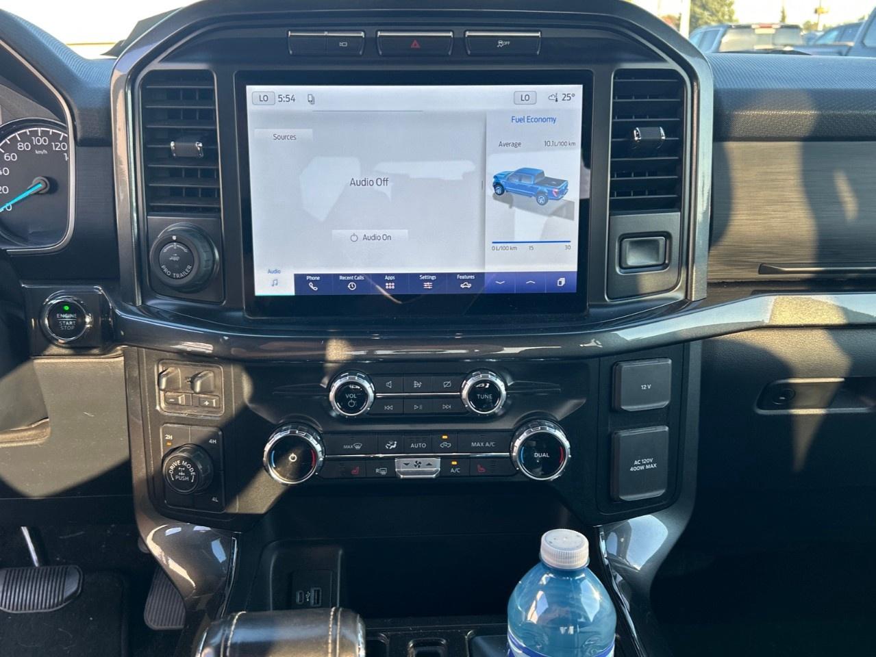 2022 Ford F-150 XLT 4WD SuperCrew 5.5' Box Photo