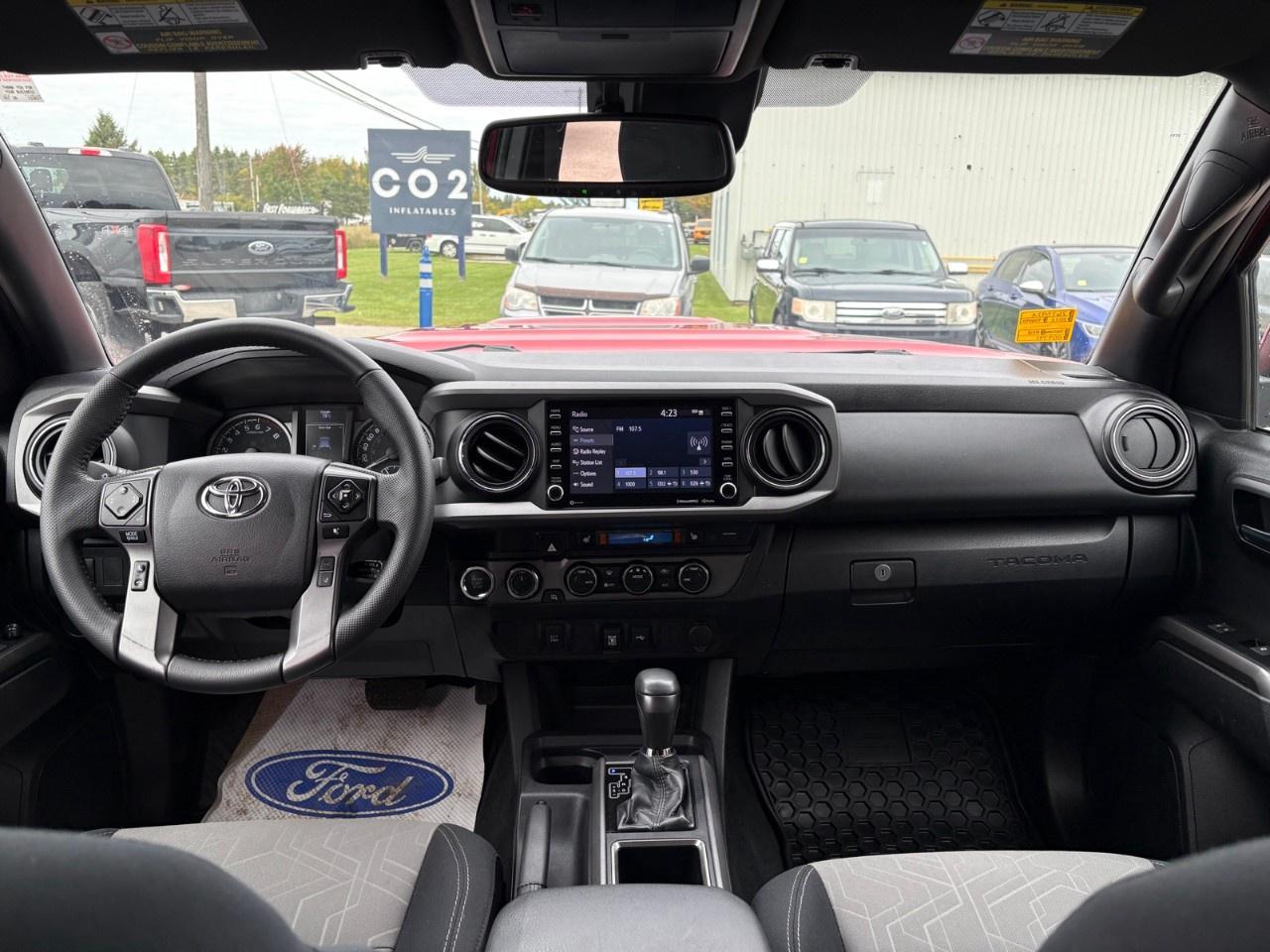 2022 Toyota Tacoma 4x4 Double Cab Auto Photo