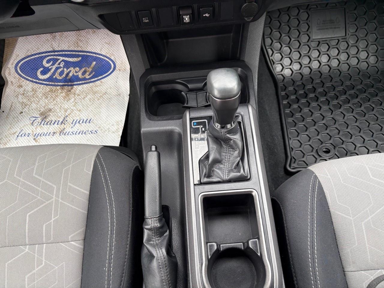 2022 Toyota Tacoma 4x4 Double Cab Auto Photo