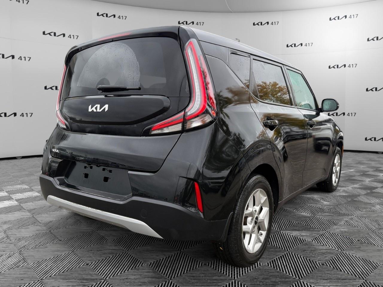 2024 Kia Soul EX IVT Photo