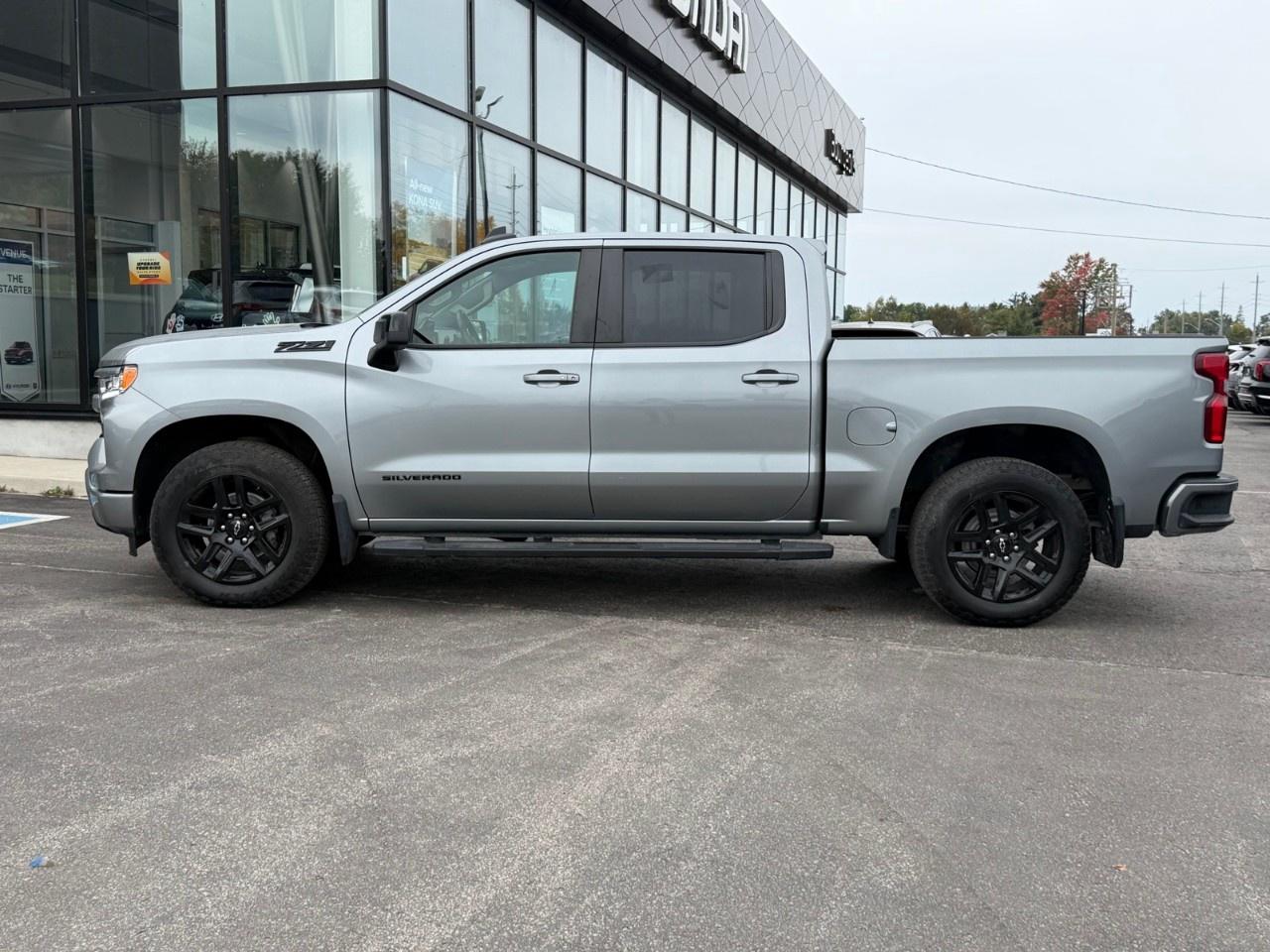 2024 Chevrolet Silverado 1500 Crew Cab Short Box 4-Wheel Drive RST Photo2