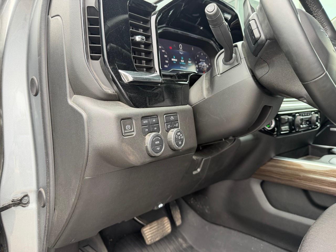 2024 Chevrolet Silverado 1500 Crew Cab Short Box 4-Wheel Drive RST Photo