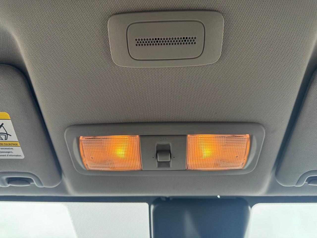 2022 Nissan Frontier  Photo