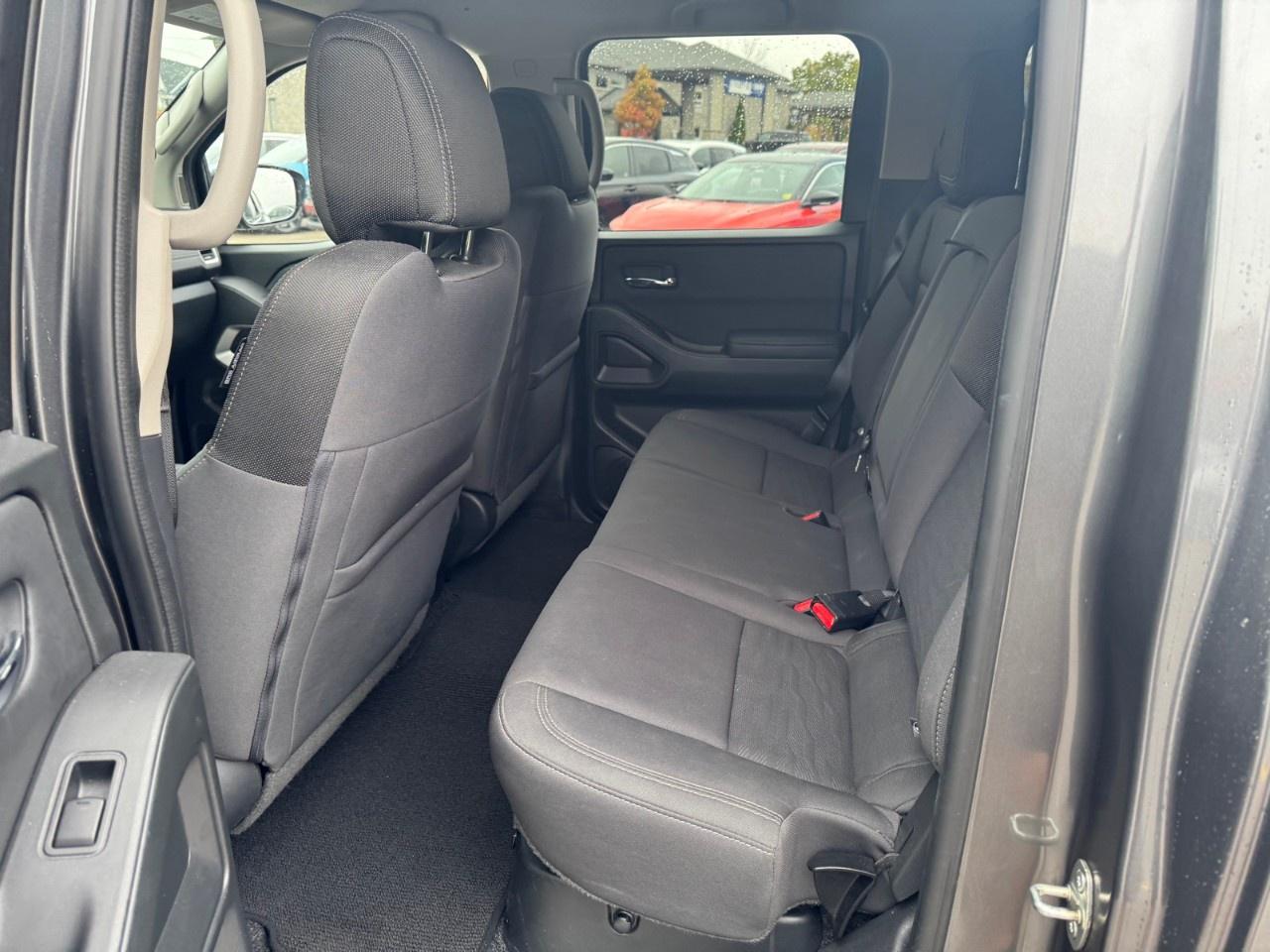 2022 Nissan Frontier  Photo