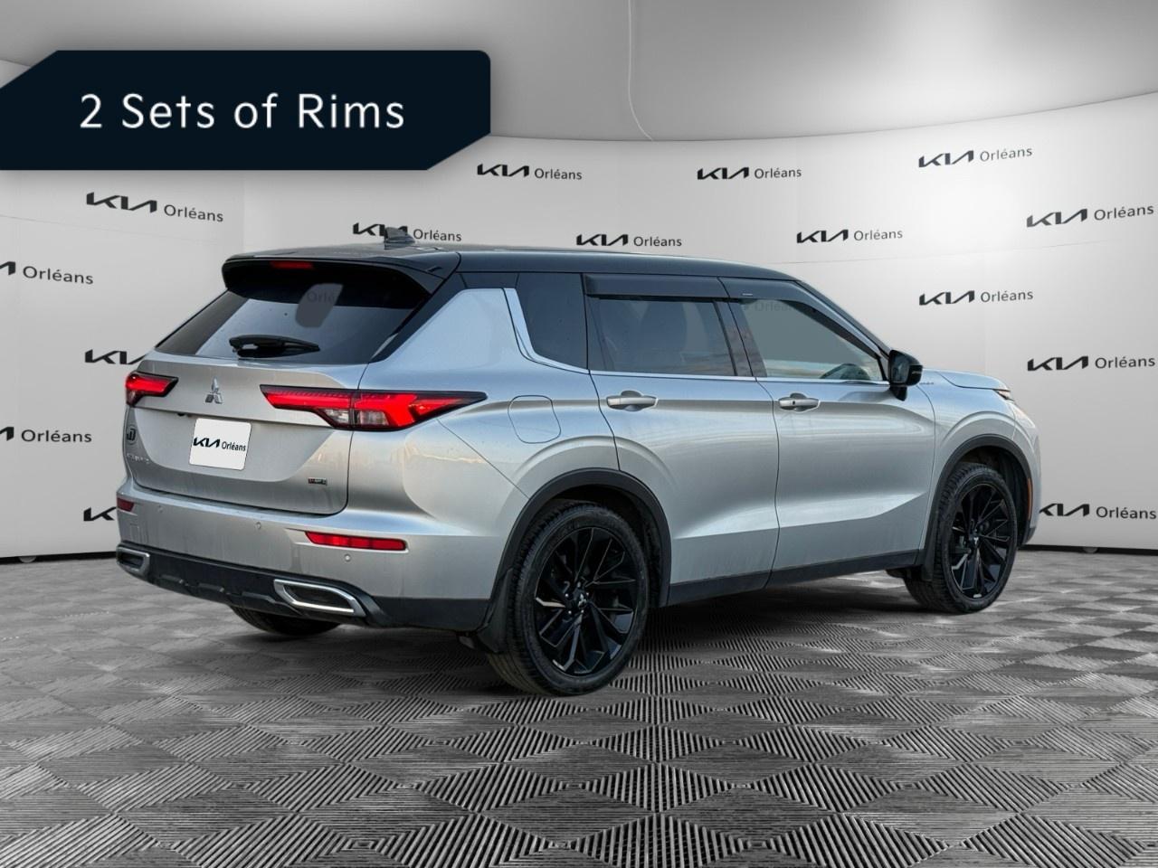 2023 Mitsubishi Outlander NOIR S-AWC Photo