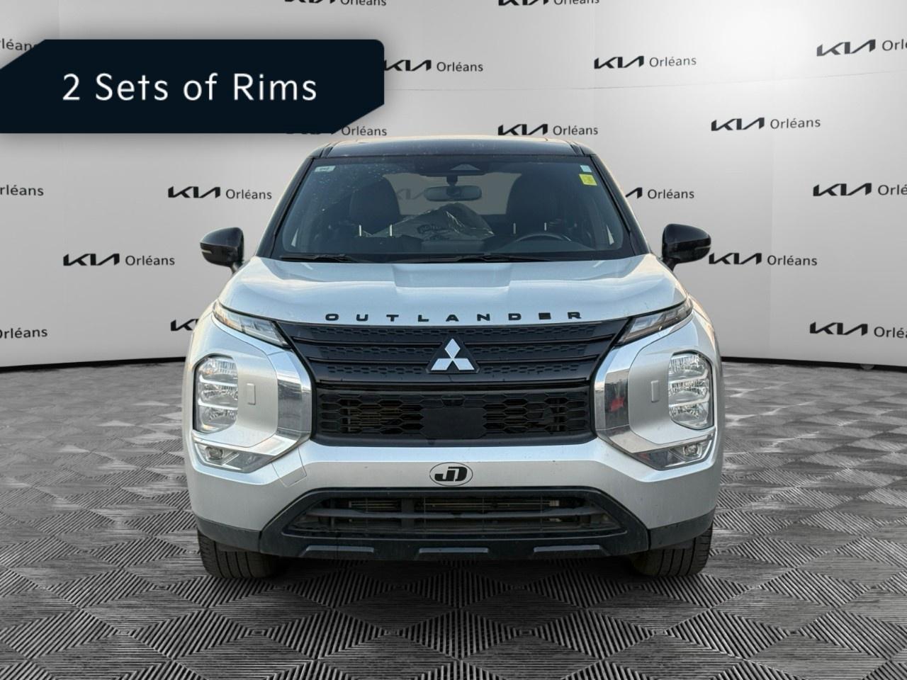 2023 Mitsubishi Outlander NOIR S-AWC Photo