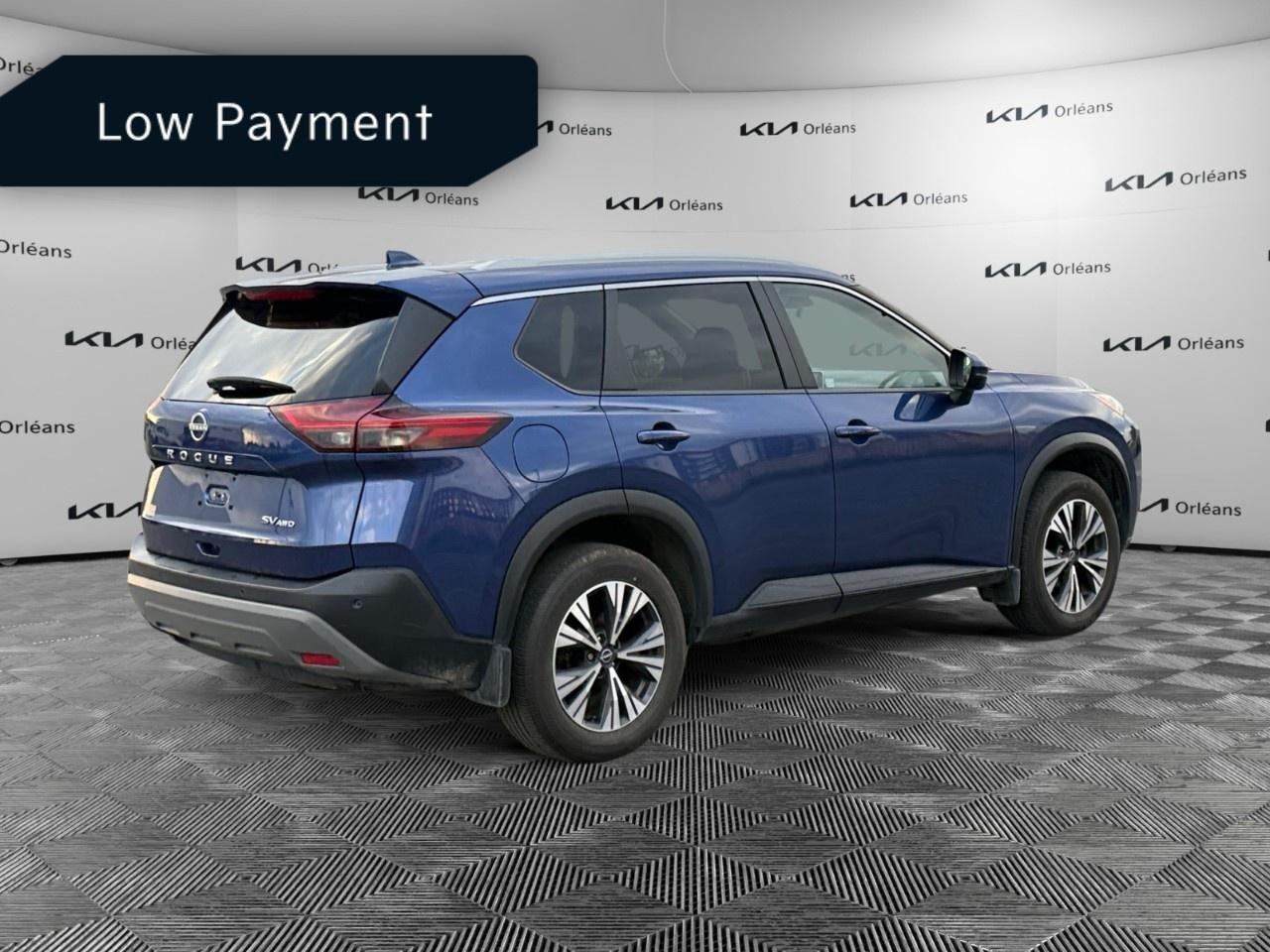 2023 Nissan Rogue AWD SV Moonroof Photo