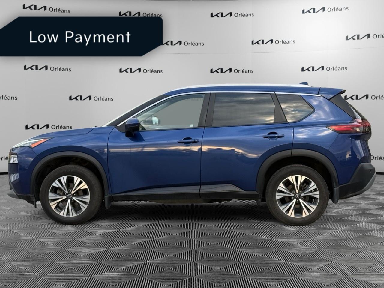 2023 Nissan Rogue AWD SV Moonroof Photo