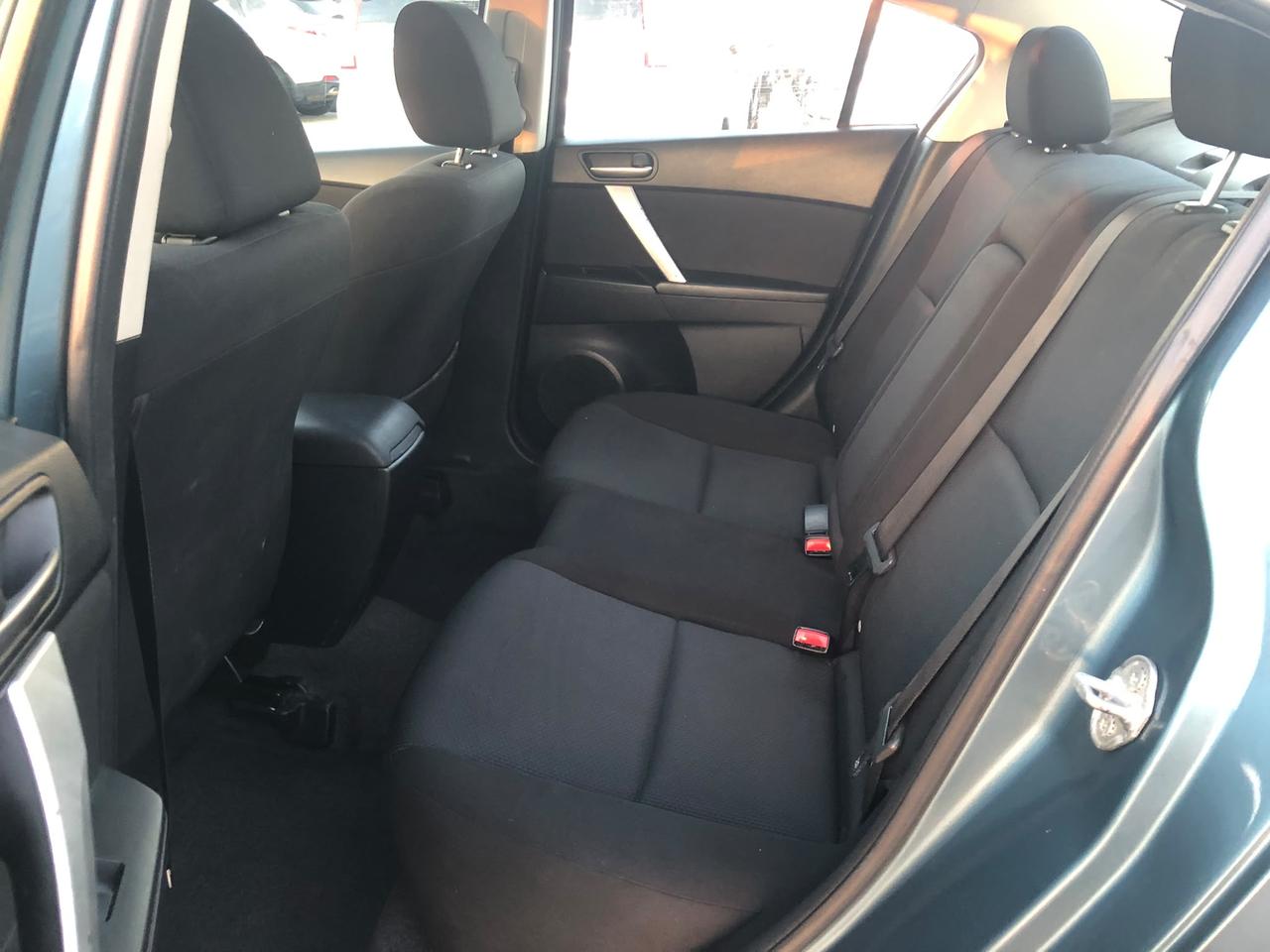 2010 Mazda MAZDA3 GS, CERTIFIED WITH 3 YRS WARRANTY INCLUDED Photo