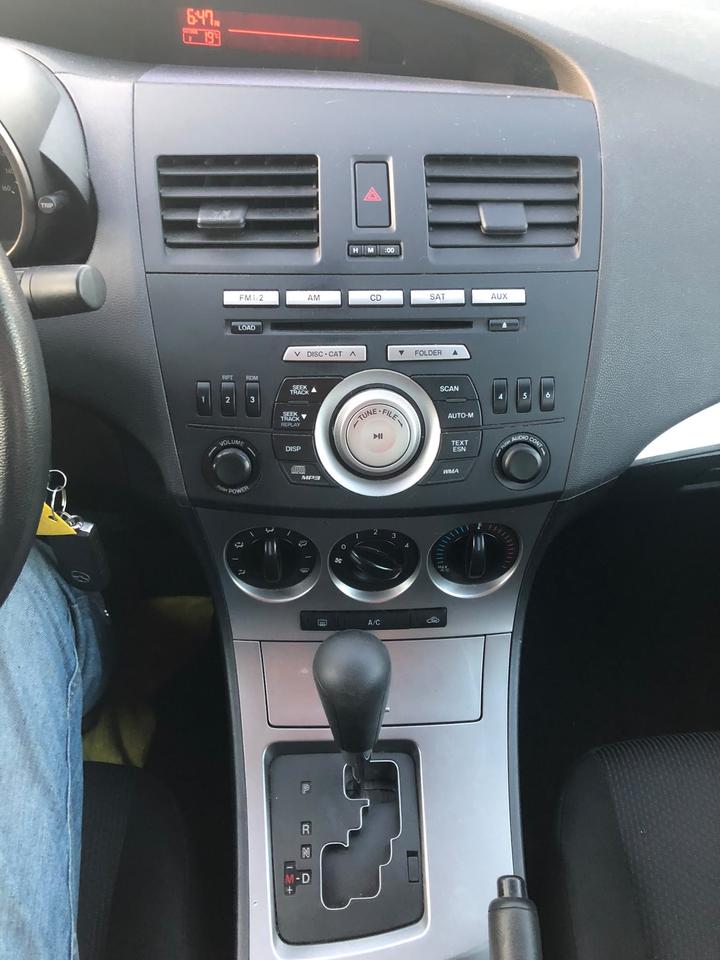 2010 Mazda MAZDA3 GS, CERTIFIED WITH 3 YRS WARRANTY INCLUDED Photo