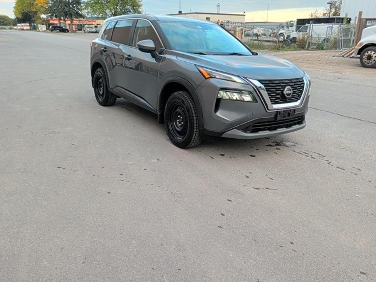 2023 Nissan Rogue S Photo2