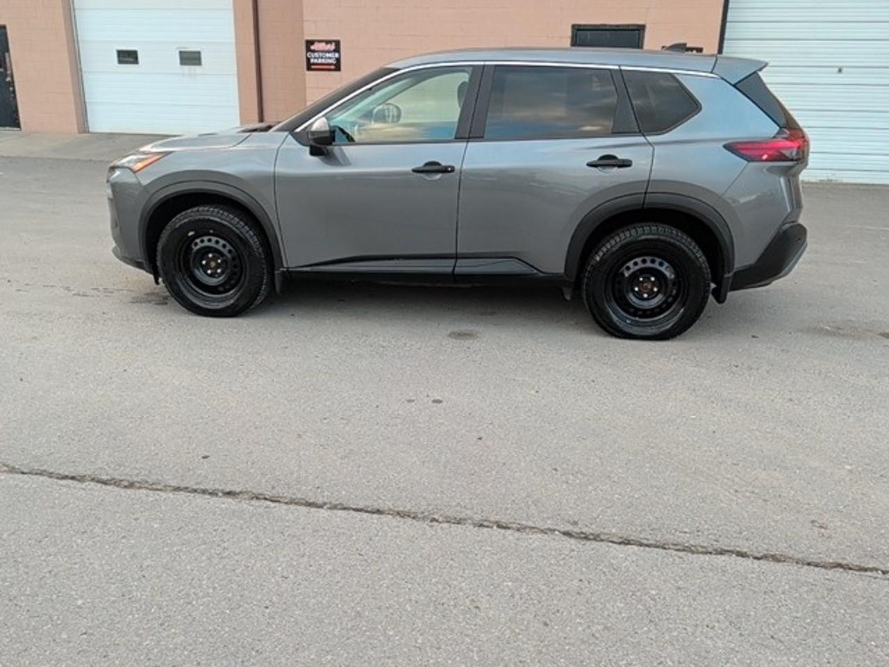 2023 Nissan Rogue S Photo