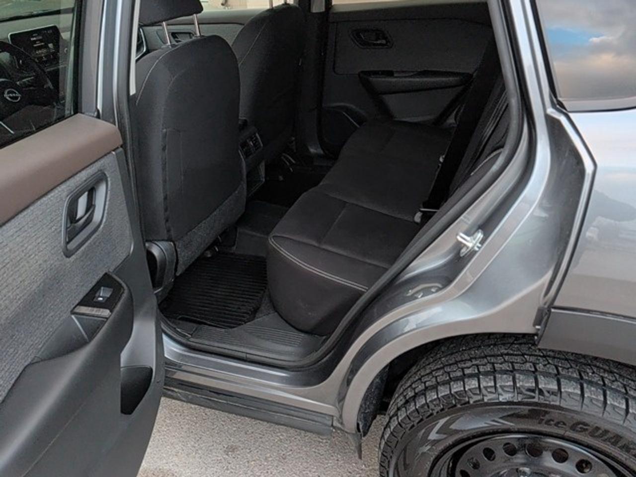 2023 Nissan Rogue S Photo