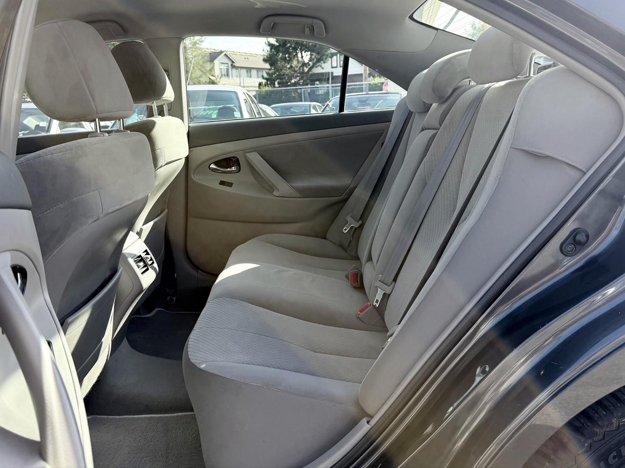 2008 Toyota Camry Hybrid FINANCING AVAILABLE Photo14