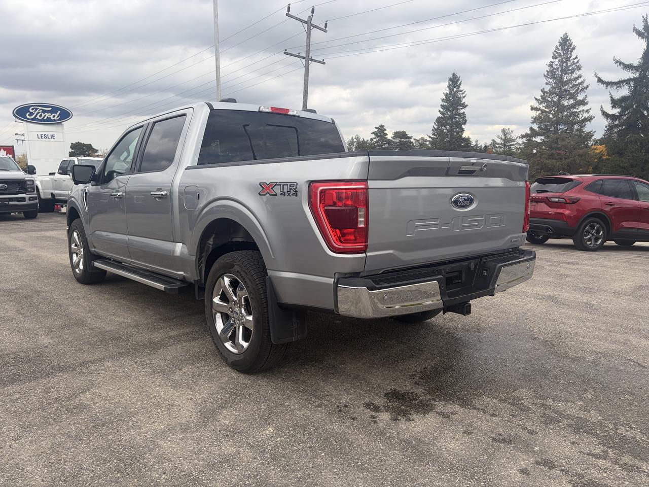 2023 Ford F-150 XLT 4WD SuperCrew 5.5' Box Photo3