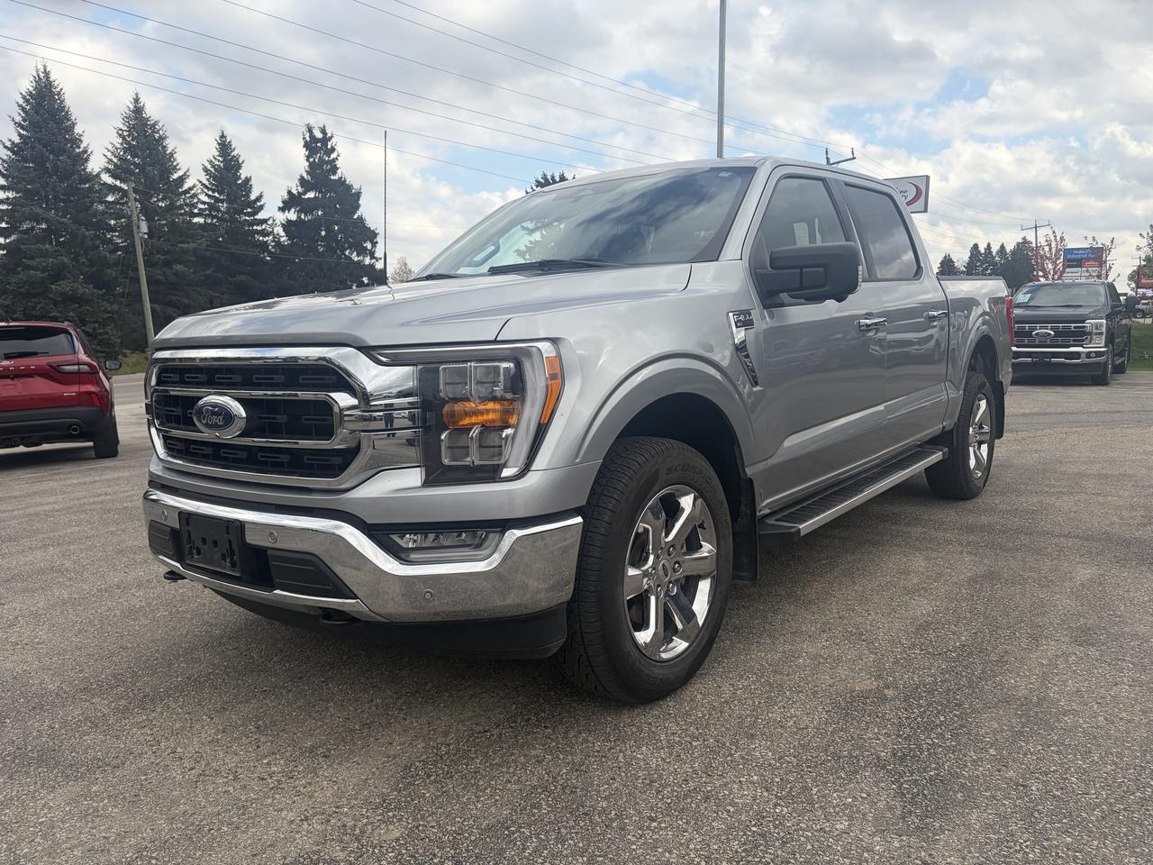 2023 Ford F-150 XLT 4WD SuperCrew 5.5' Box Photo0