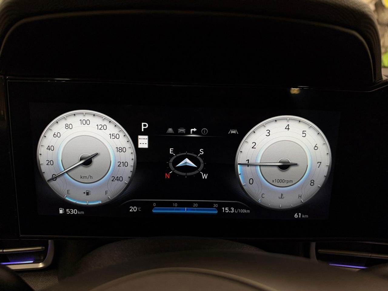 2026 Hyundai Elantra Luxury IVT Photo