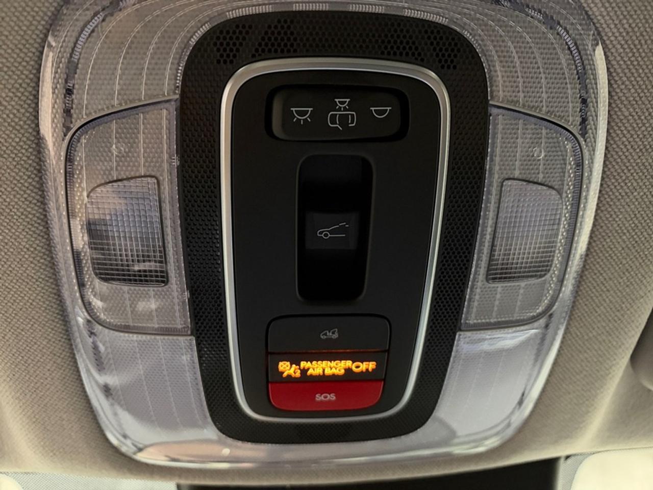 2026 Hyundai Elantra Luxury IVT Photo