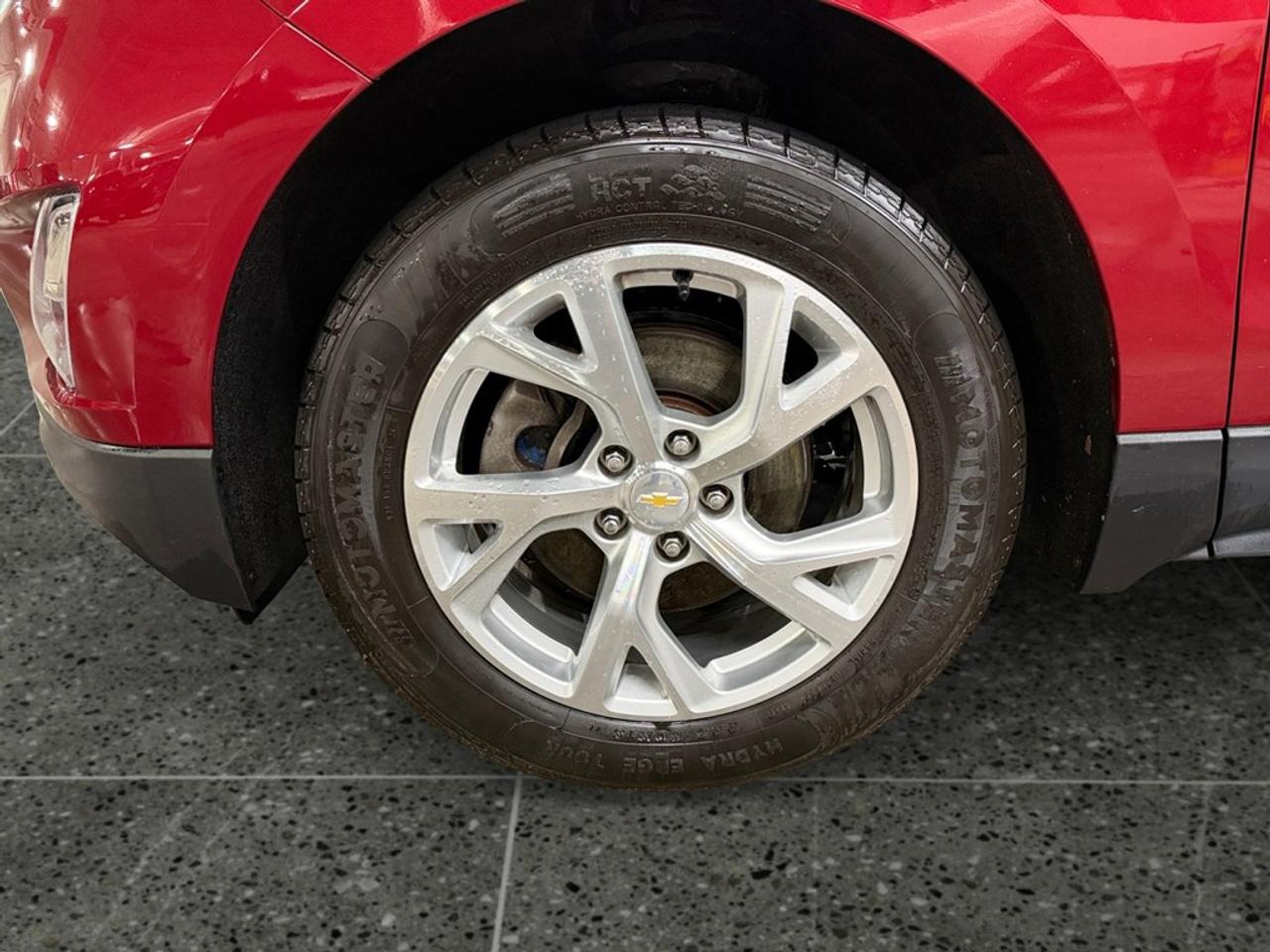 2019 Chevrolet Equinox AWD 4DR LT W/2LT Photo