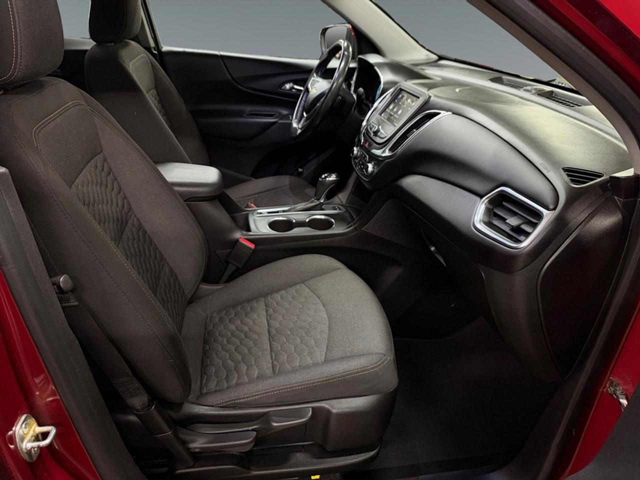 2019 Chevrolet Equinox AWD 4DR LT W/2LT Photo