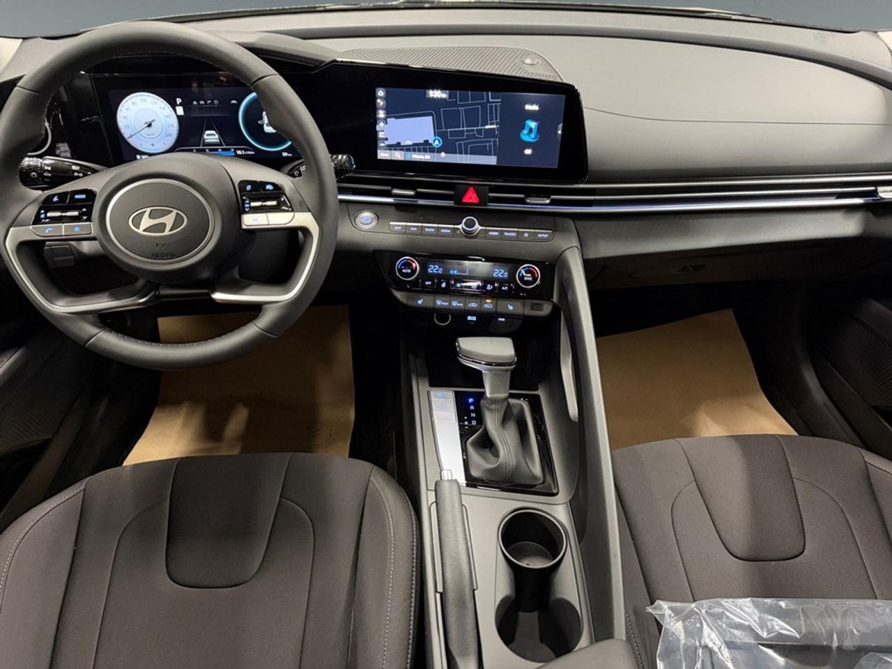 2026 Hyundai Elantra Preferred IVT w/Tech Pkg Photo