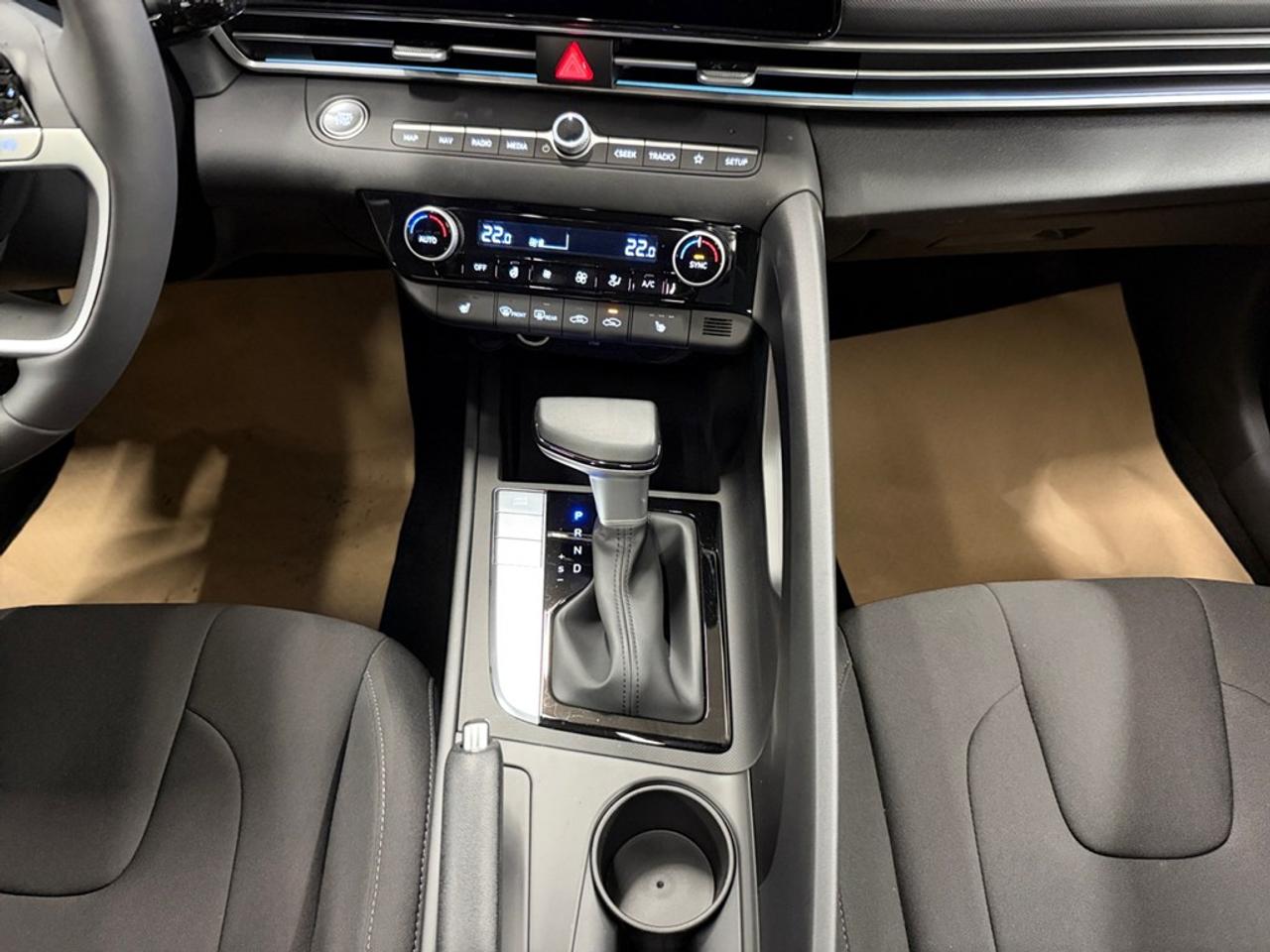 2026 Hyundai Elantra Preferred IVT w/Tech Pkg Photo