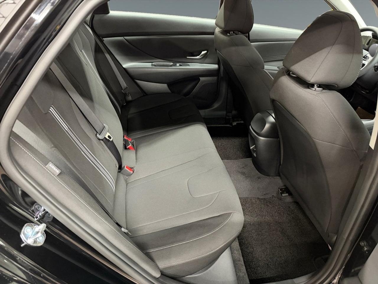 2026 Hyundai Elantra Preferred IVT w/Tech Pkg Photo