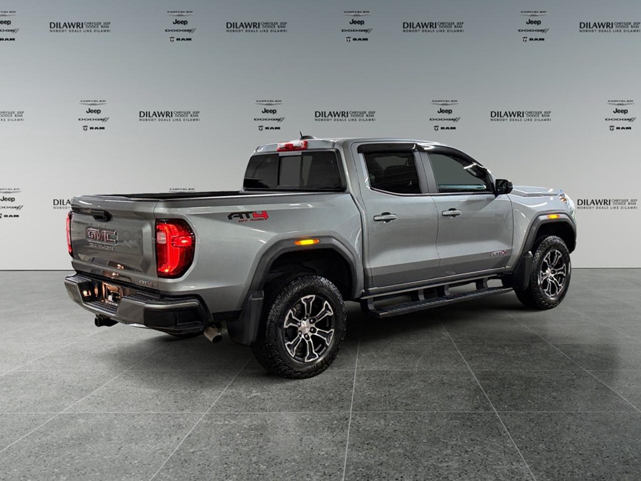 2024 GMC Canyon 4WD Crew Cab AT4 Photo