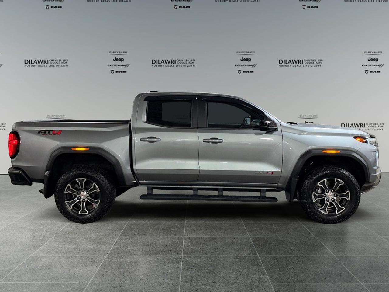 2024 GMC Canyon 4WD Crew Cab AT4 Photo