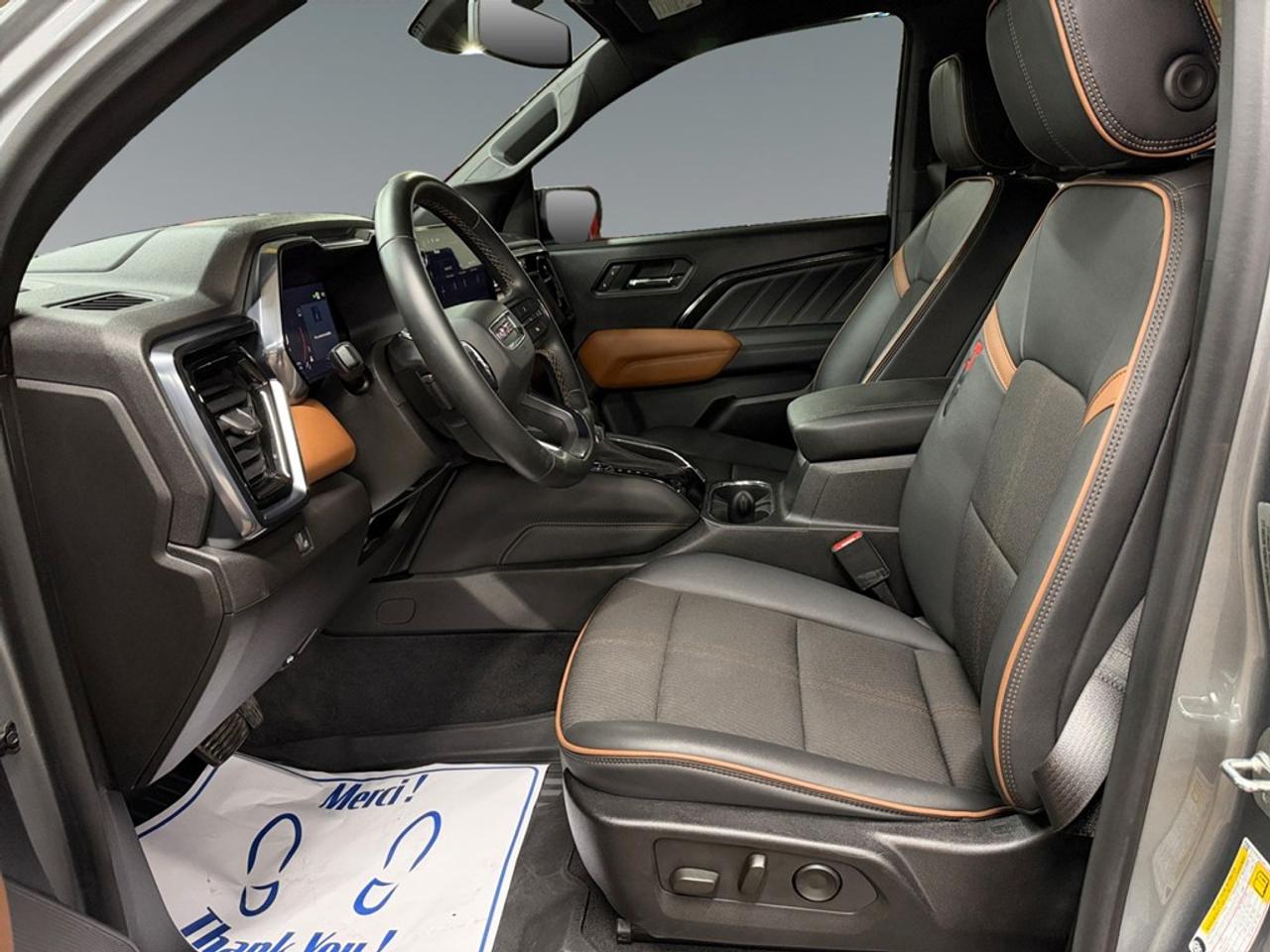2024 GMC Canyon 4WD Crew Cab AT4 Photo