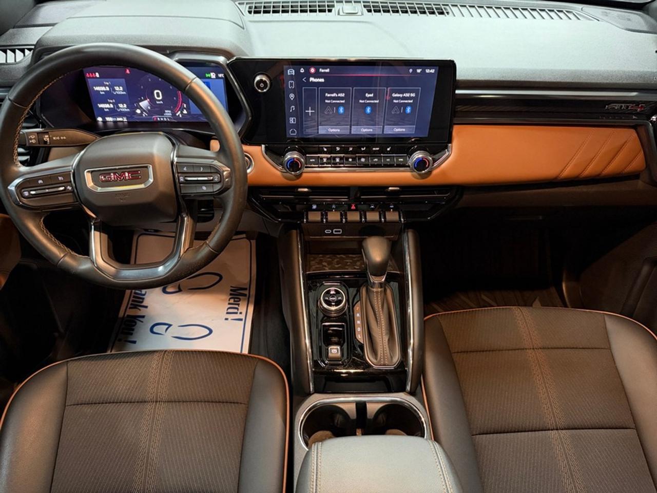2024 GMC Canyon 4WD Crew Cab AT4 Photo