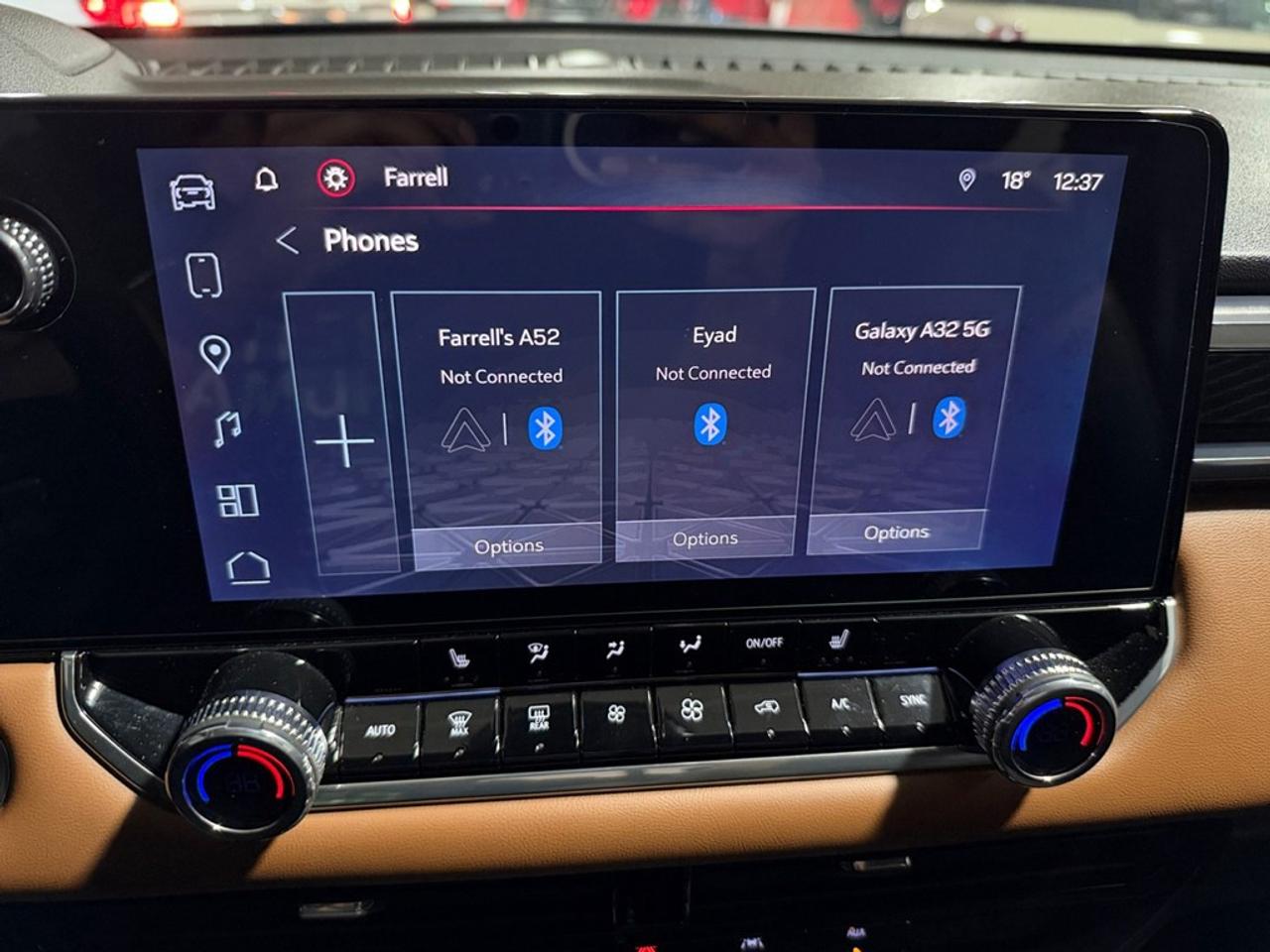2024 GMC Canyon 4WD Crew Cab AT4 Photo