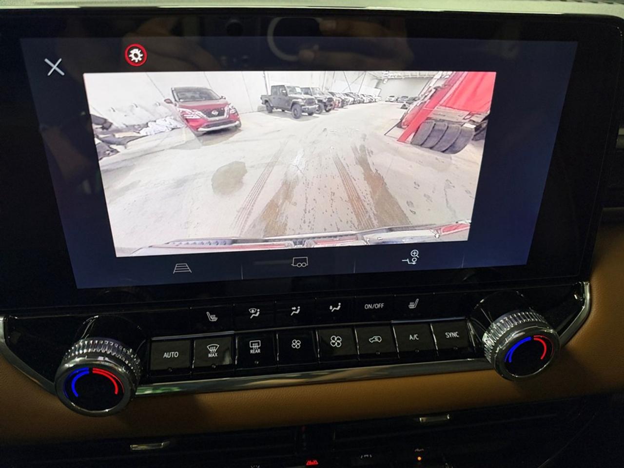 2024 GMC Canyon 4WD Crew Cab AT4 Photo