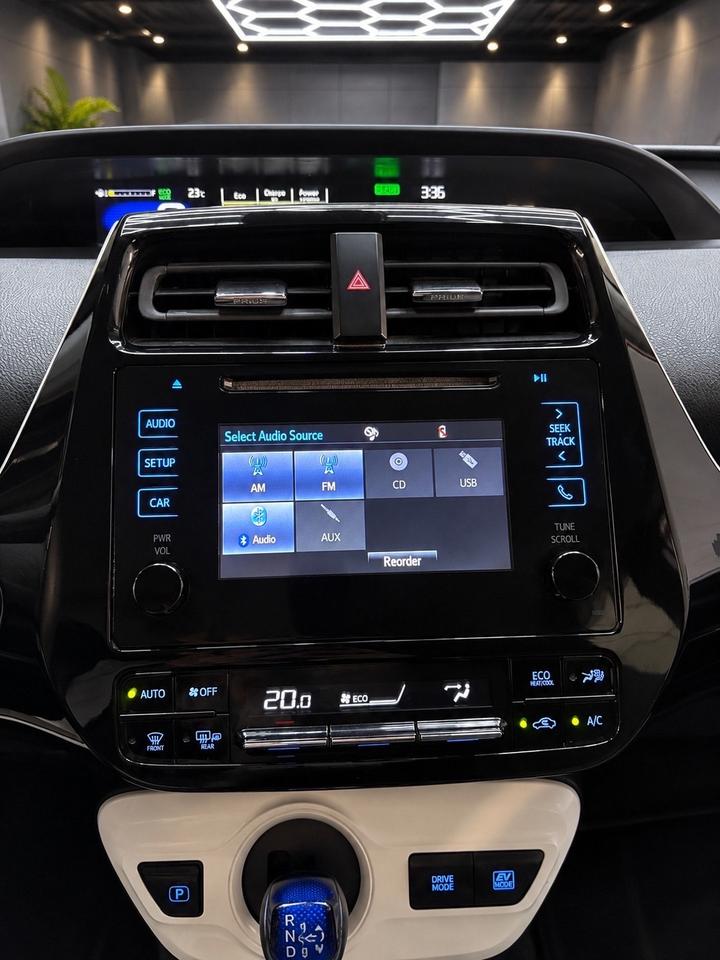 2018 Toyota Prius Auto Photo