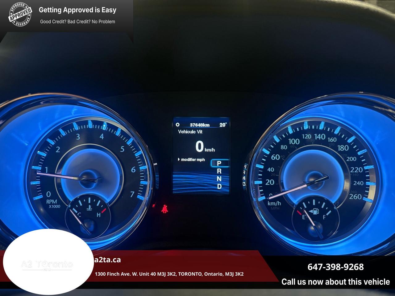 2012 Chrysler 300 4dr Sdn V8 300C AWD Photo