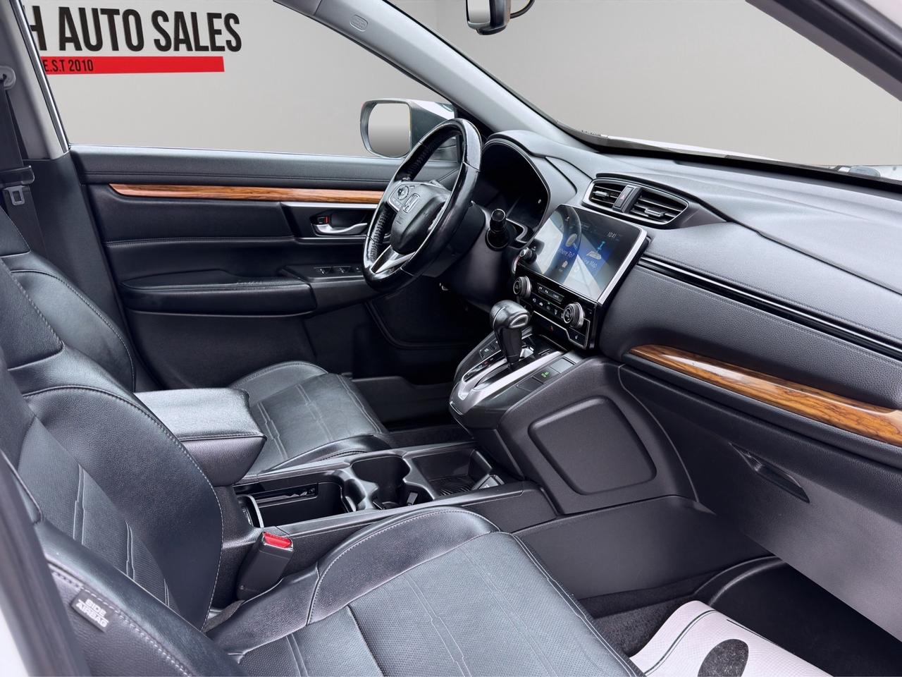 2018 Honda CR-V Touring AWD Photo