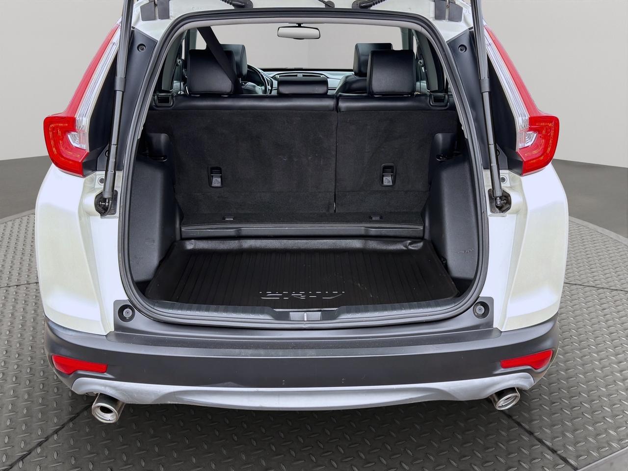 2018 Honda CR-V Touring AWD Photo