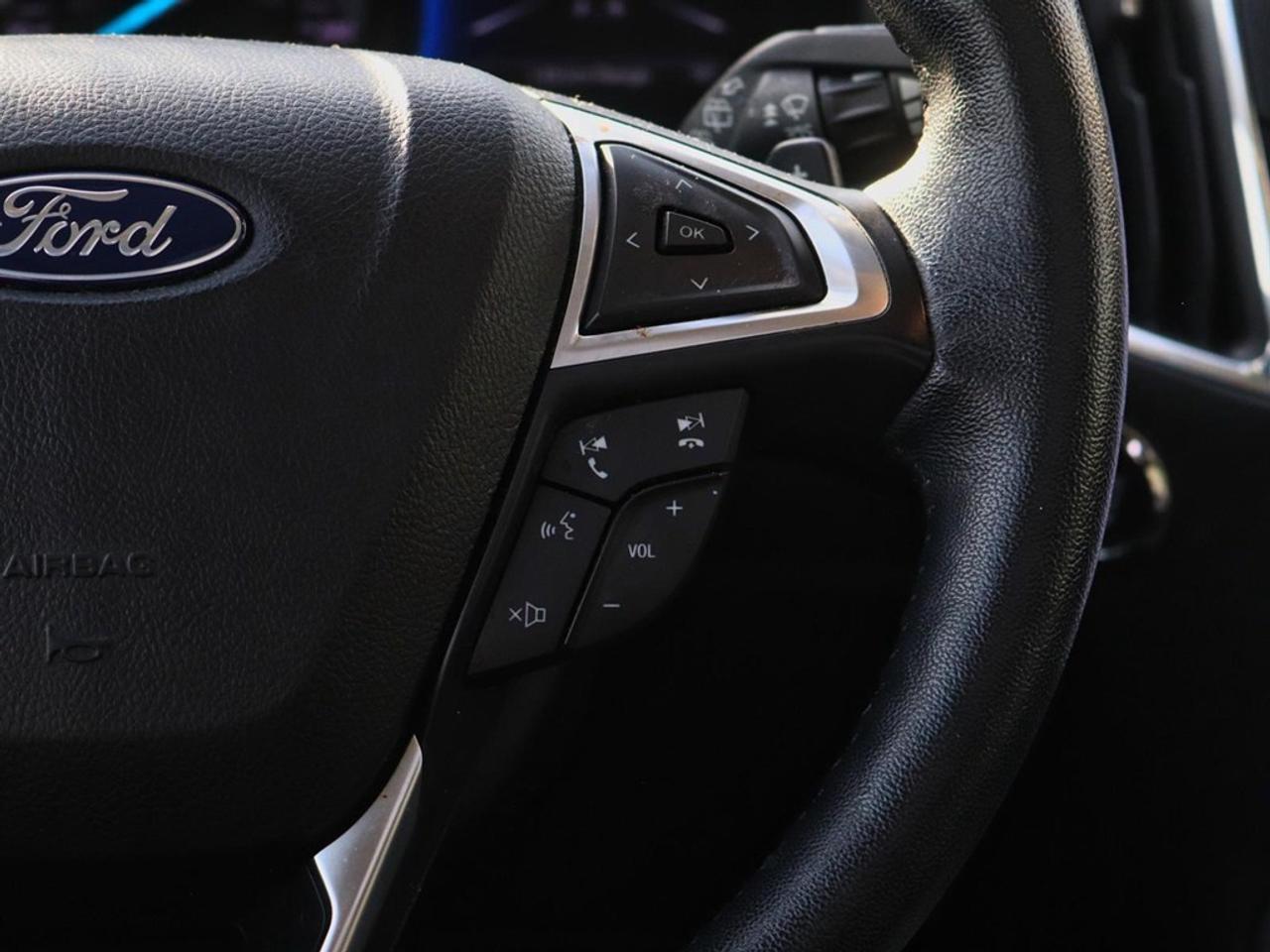 2022 Ford Edge Titanium | AWD | NAV | ROOF | TOW | HTD STR WHL Photo