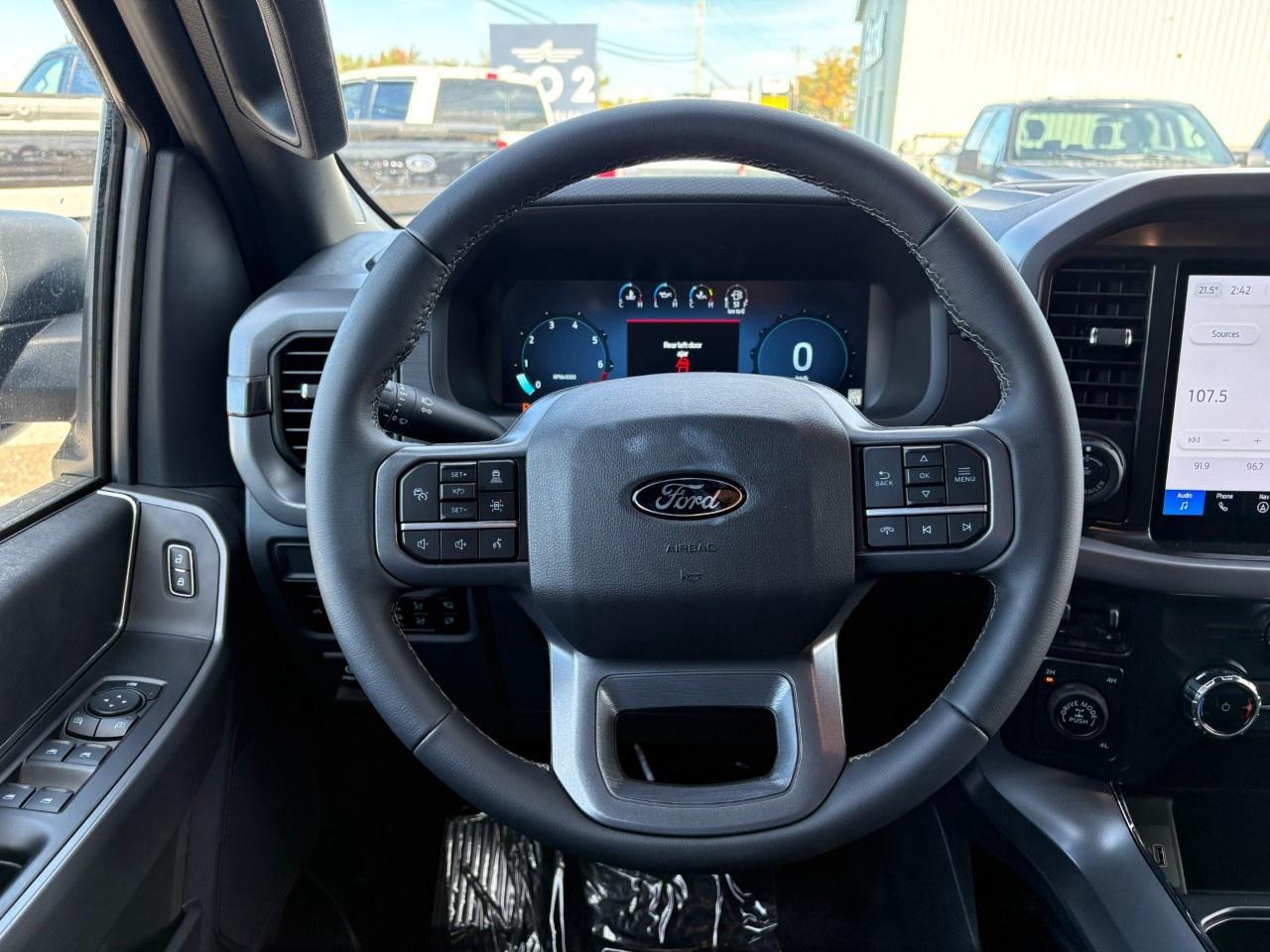 2026 Ford F-150 XLT 4WD SuperCrew 5.5' Box Photo